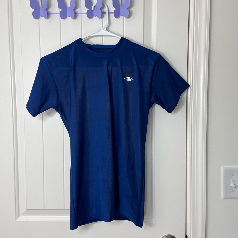 EUC‎ Athletic Works youth boy’s navy blue short sleeve summer swim shirt top M